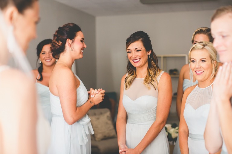 bridesmaids getting ready