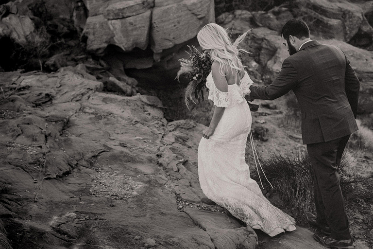Valley of Fire Canyon Las Vegas Elopement Wedding Photography