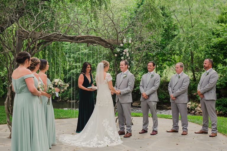 Retreat at Hiawassee River Wedding
