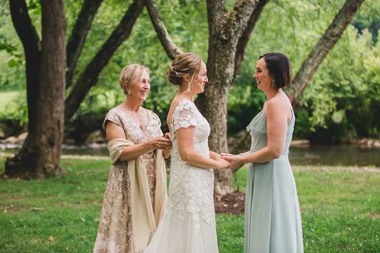 Retreat at Hiawassee River Wedding